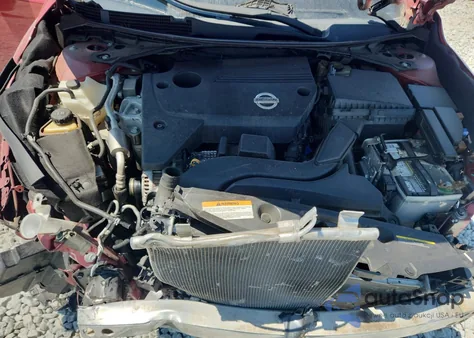 2014 Nissan Altima 2.5 z USA, uszkodzony, nr VIN 1N4AL3AP5EC275917